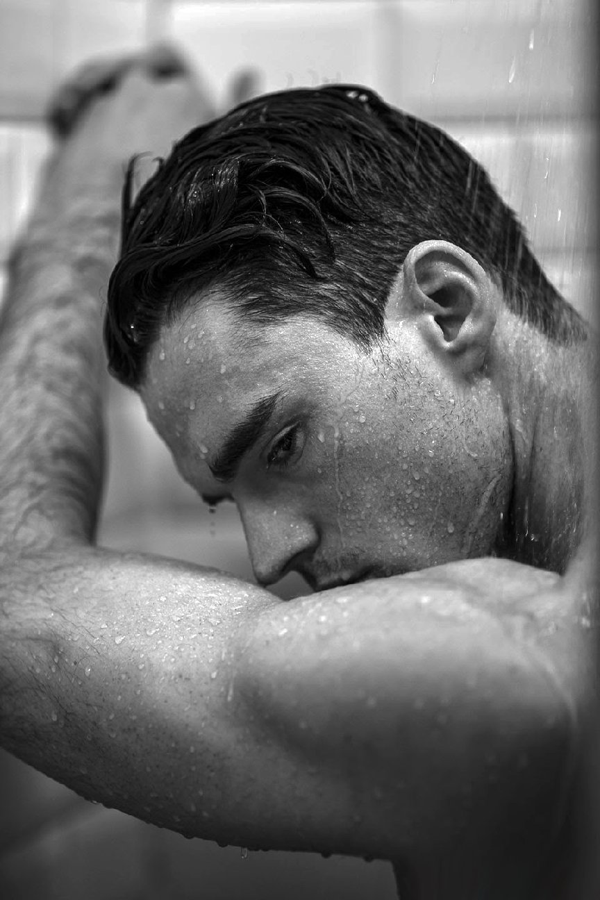 wetguyz:  Follow Trip’s Place and Wet Guyz for more hot guy pics