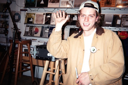 kmbrlyhrt:mac demarco at other music, new york, march 2014