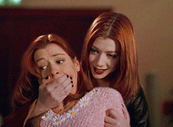 somanypetals:   Little Buffy Things: Doppelgängland // Tabula Rasa Willow’s “kinda gay”.  