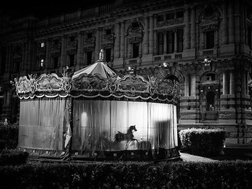 le-immorte: Marino Sallowicz , The Beginning Of A Fairly Tale Midnight , Rome , Italy  