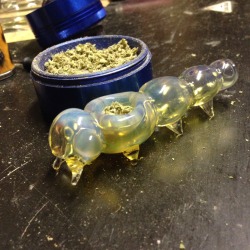 inhalehapppiness:  My new pretty pipe