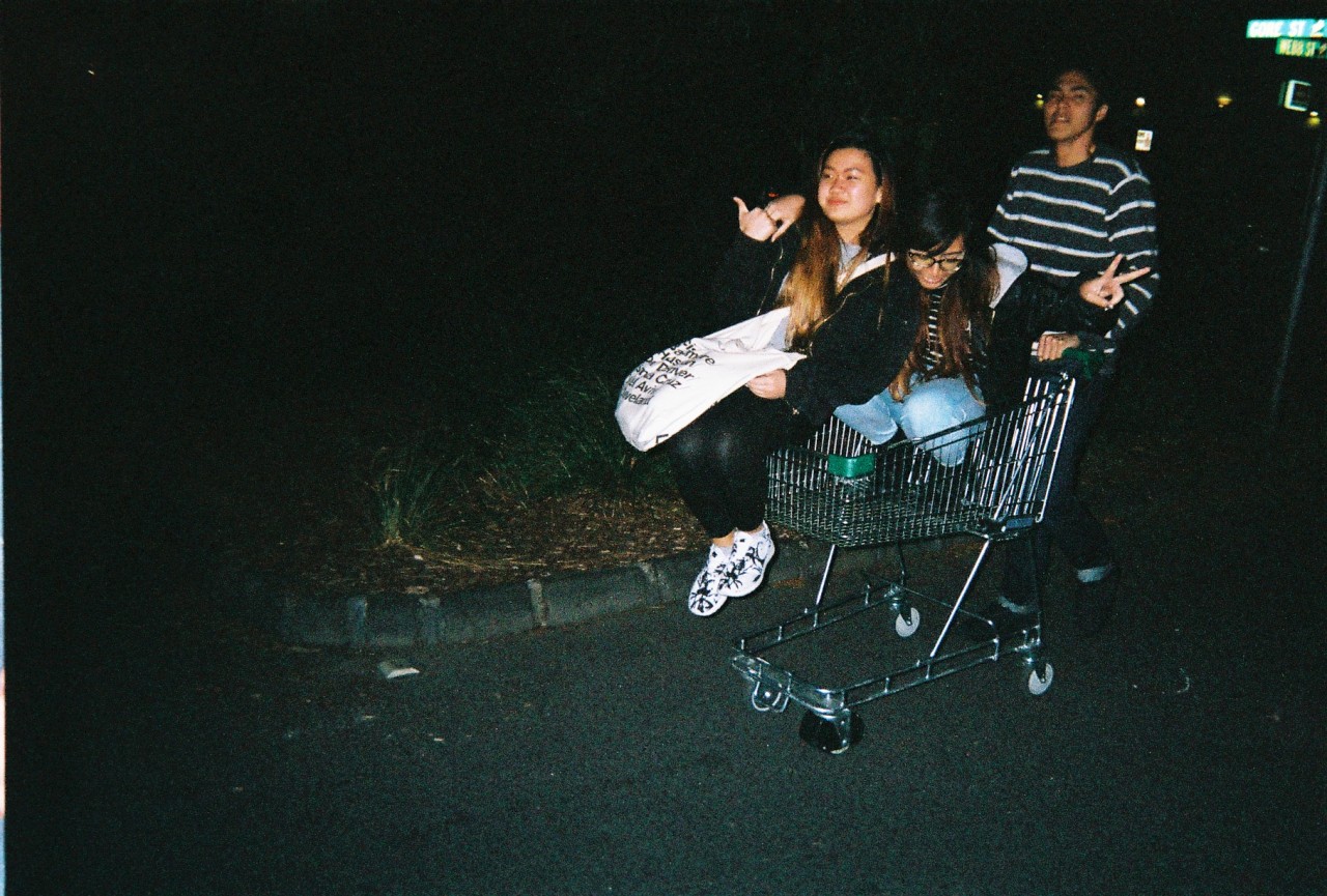 grunge-c0bain:  euph0r-ical:  Lost generation  ❁smells like a baby prostitute❁