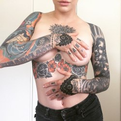 torileighhall:  tattoobodies:  thatattoozone:    Elle Lynn Stanger     tattoo blog [lets be friends: instagram]     These designs are fucking sick