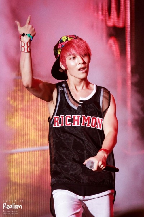 mrsrise88:  130810 L.Joe cr. destinyljoe , rori_teentop
