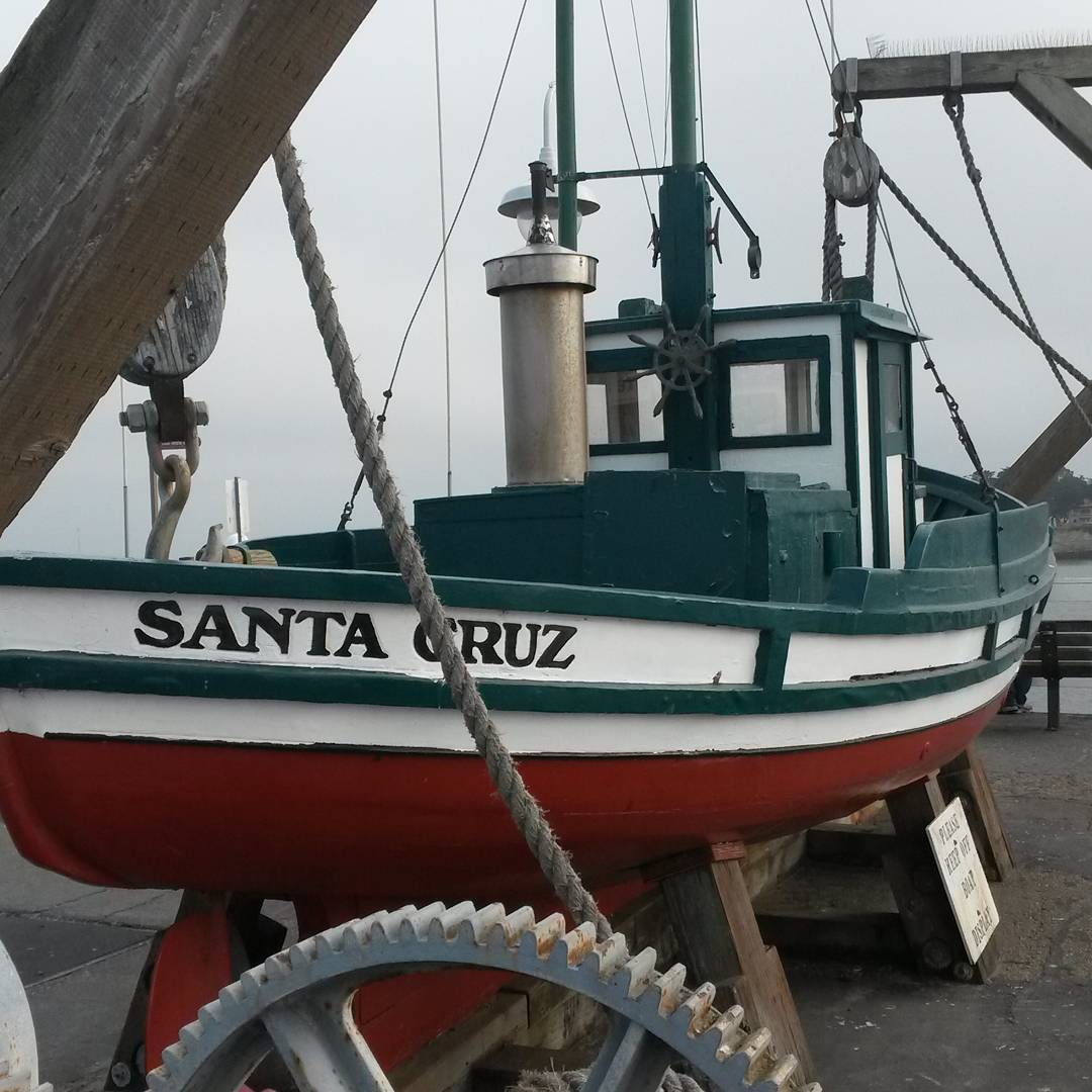 Day 2 in Santa Cruz: sail it like you stole it!!! #boat #ship #femdomroadtrip #vacation