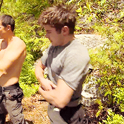 famousmeat:  Zac Efron strips off on NBC’s Running Wild with Bear Grylls 
