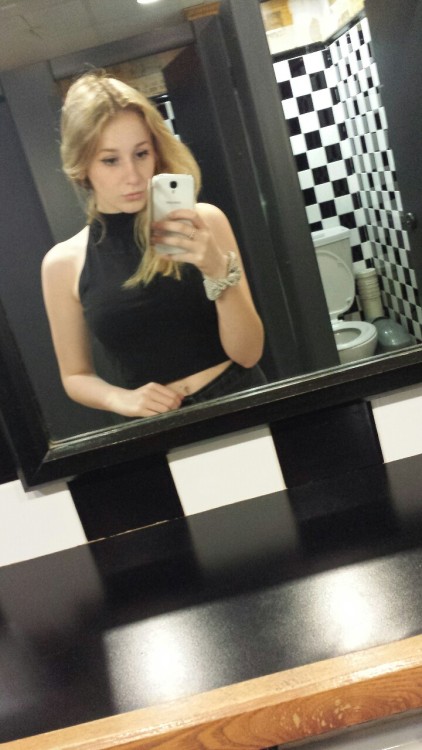 Porn photo Not one to miss out on a bathroom selfie