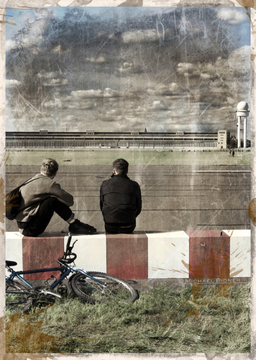 The old Tempelhof airport in Berlin. Now a large public parc in the middle of the city. Photo: Micha