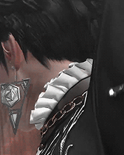 tracerwidows:  Make me choose: Bayonetta with short hair or long hair? Asked by @shevalomar