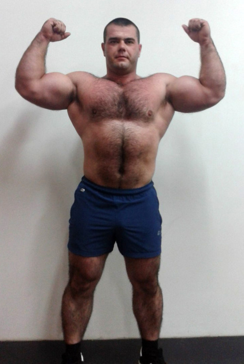 Follow my two hairy men blogs:http://sambrcln.tumblr.comhttp://hairysex.tumblr.com