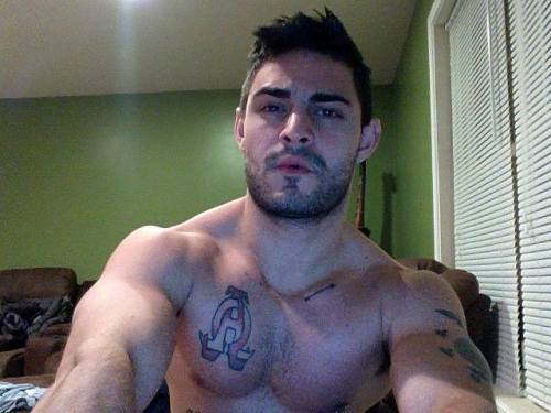 spartan2014:  Amateur Hot Men http://spartan2014.tumblr.com/