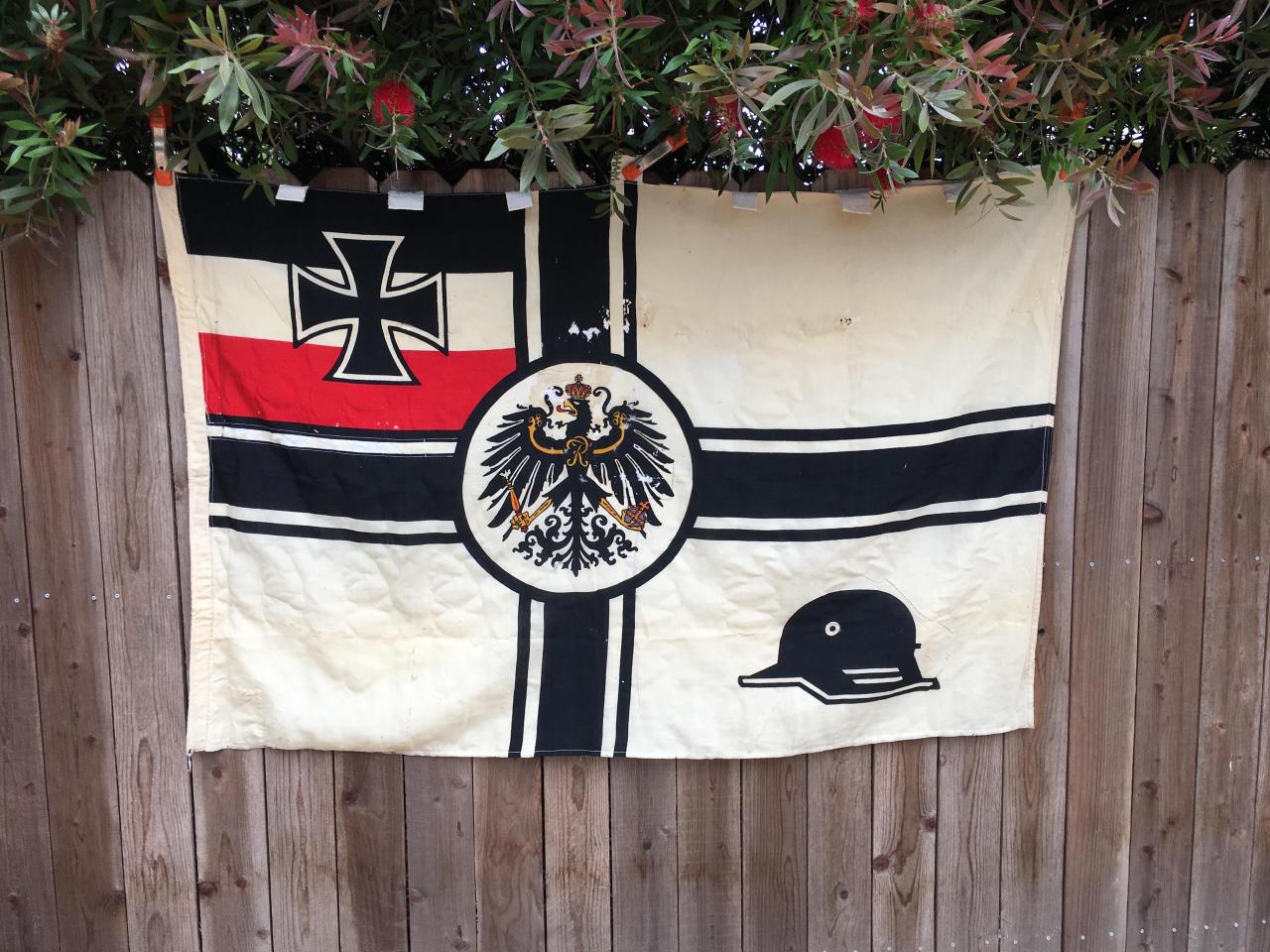 Another old flag of mine. A 1920’s Imperial War Flag defaced with the logo of Der Stahlhelm, a monarchist paramilitary. from /r/vexillology
Top comment: I would consider it defaced without Monarchist insignia.