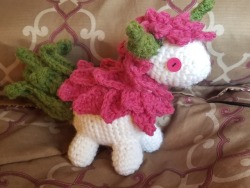 iguanamouth: flygon-used-draco-meteor: If i have to crochet a pink triangle again I am going to die ouuguugghh….. theyre alive….. 