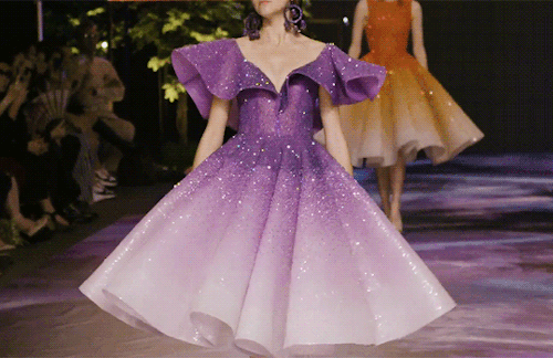 chandelyer: Michael Cinco ‘The Impalpable Dream Of Swan Lake’ collection