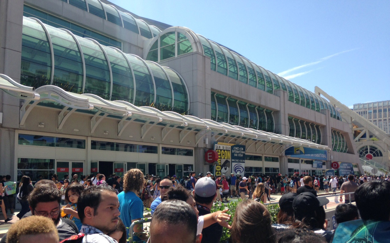SDCC is over (isn’t it). Now I have to go back to the real world :(I had pretty
