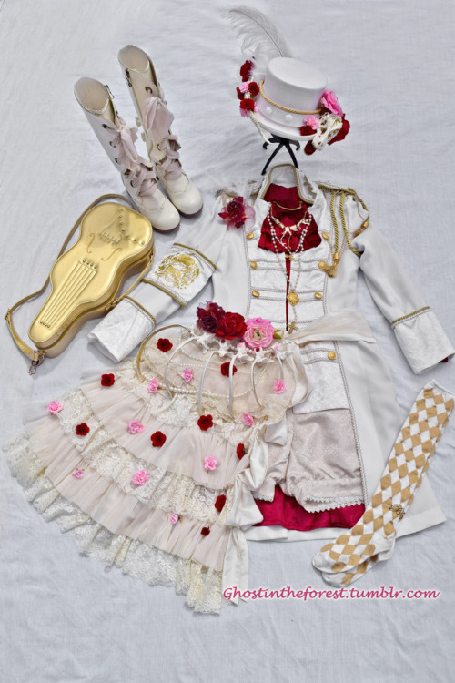 My Coord from Omnia Vanitas Day 1Alice and the Pirates: Jacket, boots, socks, bag, necklaceBaby the 