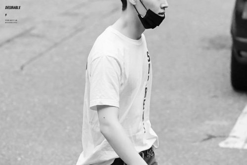 db5kjjgot7: © Desirable | DO NOT EDIT