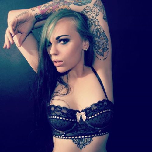 ilovetattoogirls
