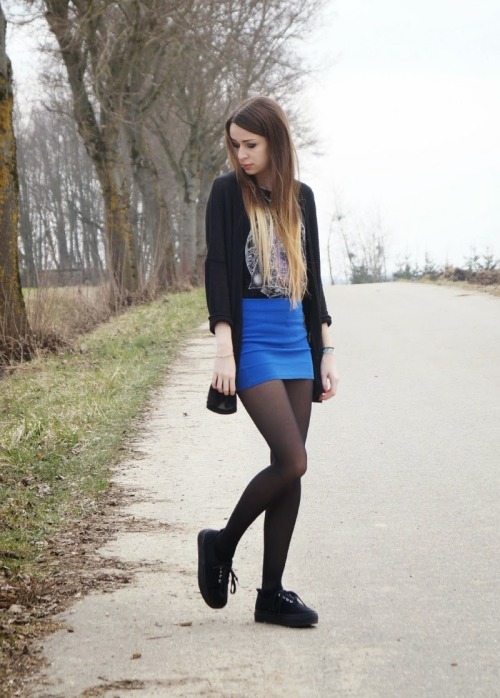 reyam: http://marinareyam.blogspot.de/2015/03/outfit-90-universe-mood.html