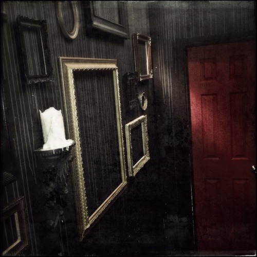lonesomeghosts:  Open the door to the unknown