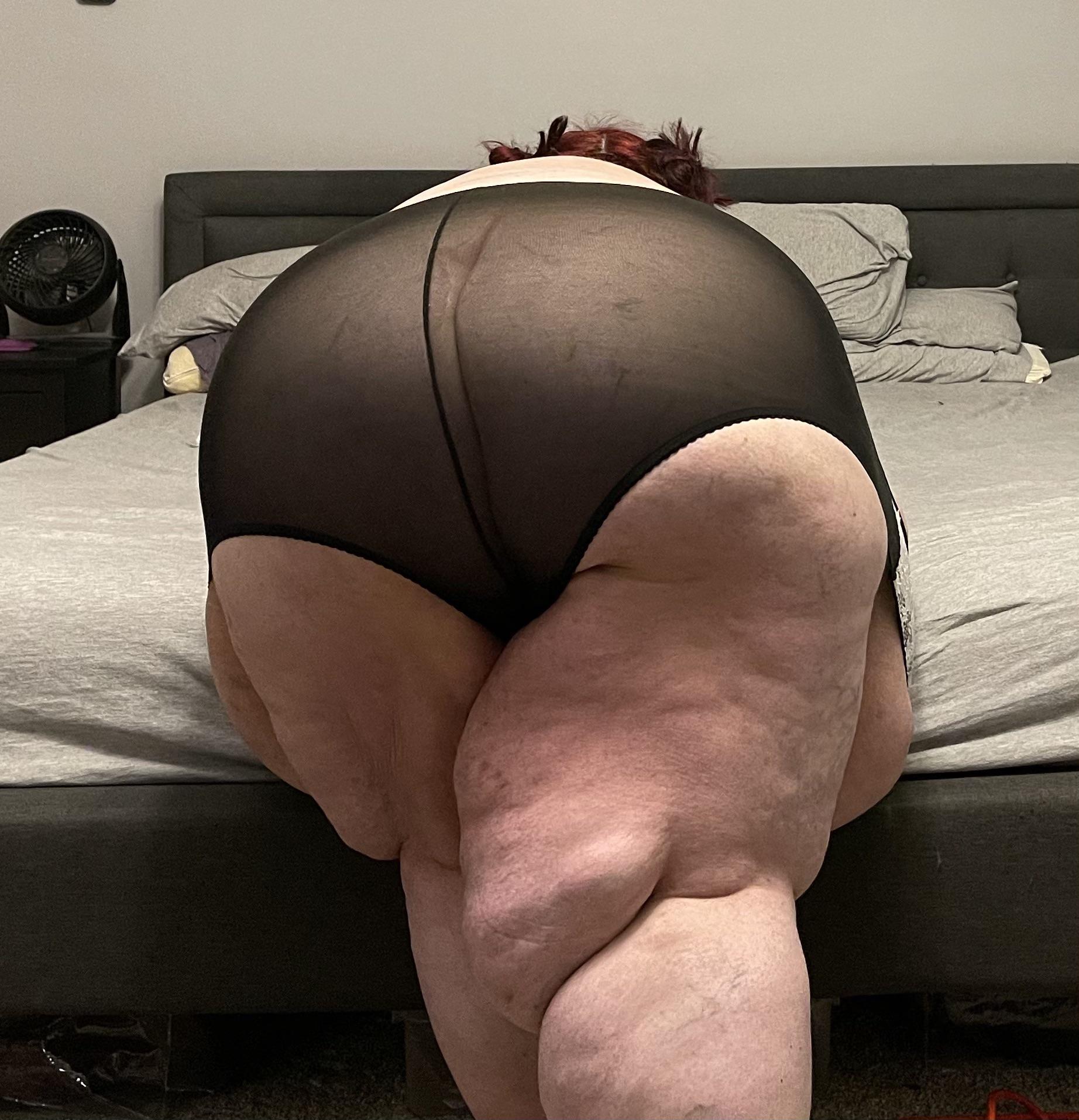 Porn Pics hewholusts:cavscoutt:cavscoutt:Now this sbbw