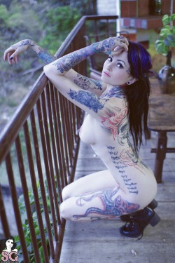 burnt-ink:  suicide—love:  Krito.