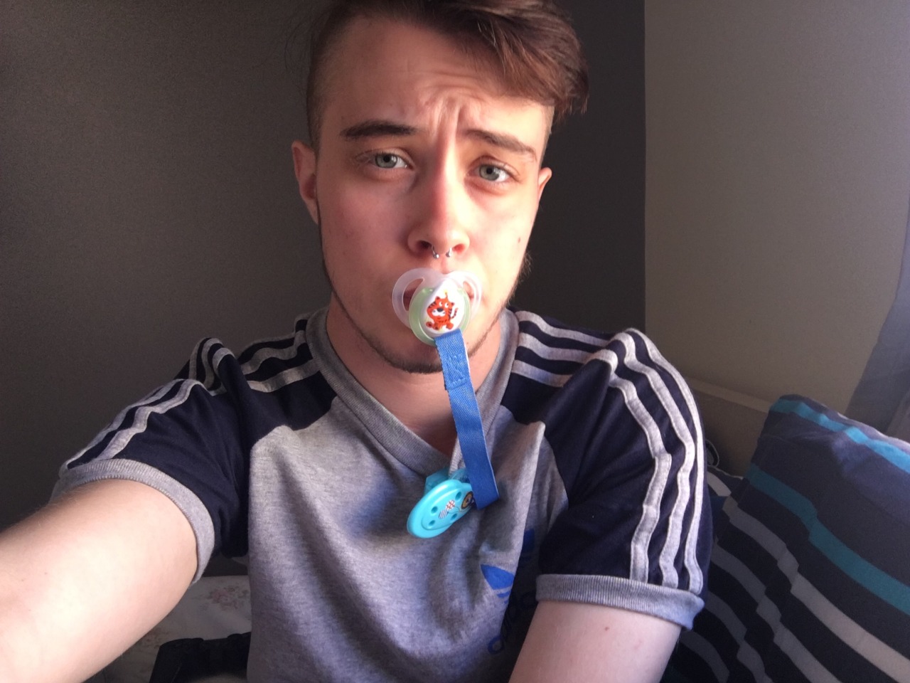 little-daddy-connor:  Having a Little Day. My favie lunch - packet pasta. (I’m