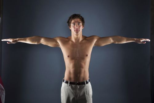 snapchathott:  SHARE THAT OLYMPIC GUY:  Nathan Adrian - US Swimmer 