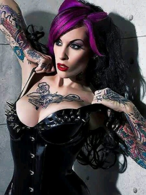 9vil-passions:  Evil Passion Fetish Goth Twitter 