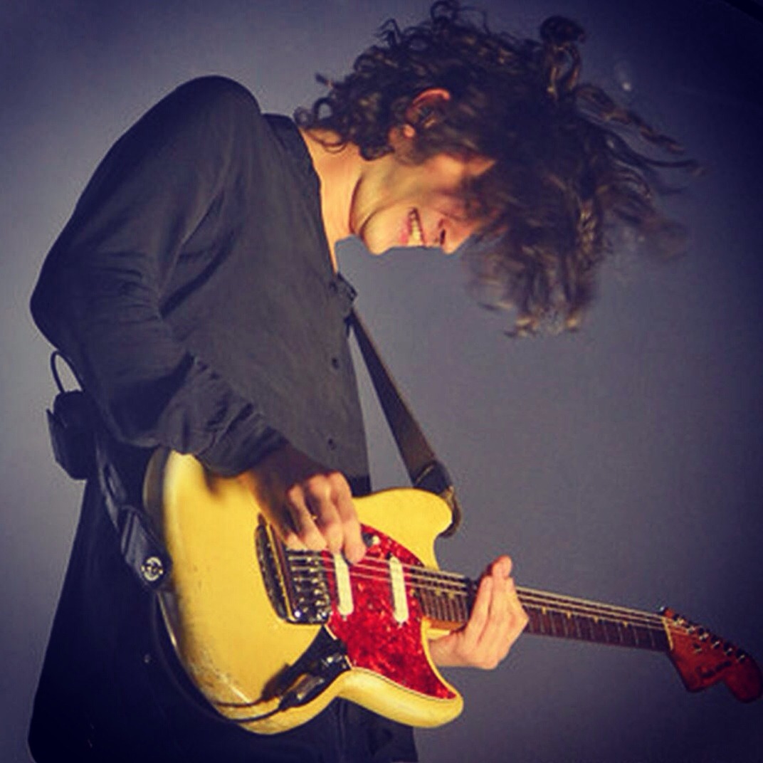 slendergraspongrammar:  Smiley matty, Denver 11.11 