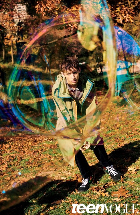 teenVOGUE: Troye Sivan&rsquo;s Cover Interview: On Queerness, Representation, and the Power