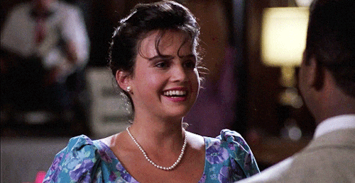 guginosource: CARLA GUGINO  +  FILMOGRAPHY↳  murder without motive  (  1992