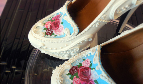 archiemcphee:  Let’s check in on the decadent, completely inedible, yet perfectly wearable shoes from The Shoe Bakery (previously featured here). The Orlando, Florida-based company is run by Chris Campbell, who loves both shoes and sweets so much that