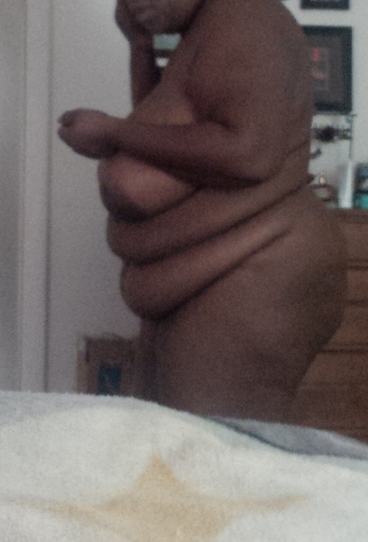 bellylover4life:  Getting ready in the morning is such a belly treat Follow the Belly