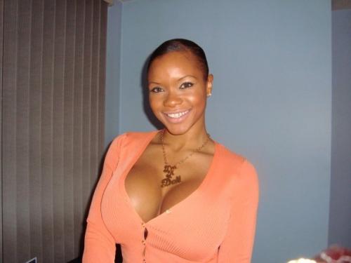 dplusbabes:  Eboney Chipman  adult photos