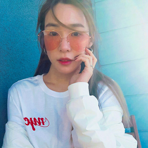 Tiffany Hwang Girls Generation Instagram Explore Tumblr Posts And Blogs Tumgir