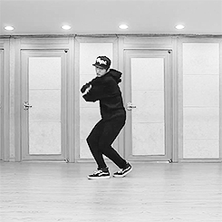 jeon-sshi:  “And it goes on and on on…” 