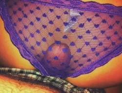 pantyland:  Pantyjob http://totallyfaptastic.tumblr.com