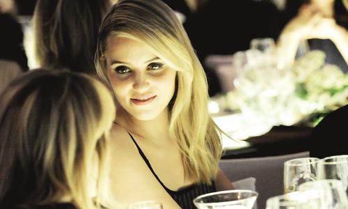 jennception:Dianna Agron at MOCA’s 35th Anniversary Gala, Presented by LOUIS VUITTON