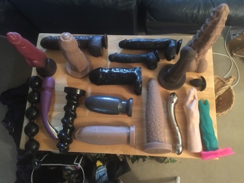 maxeengreen:It is literally such a pain in the ass to clean all my toys… and that’s not even all of 