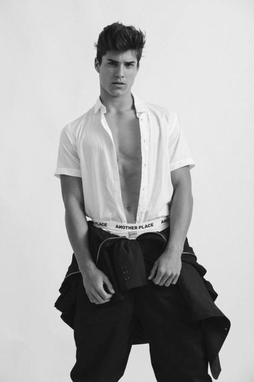  Pedro Maia by Jeff Segenreich for Victor Magazine 