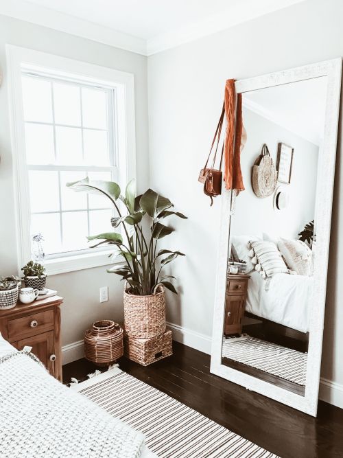 cutebedroom:tall mirrors are a great way to make a room feel bigger!