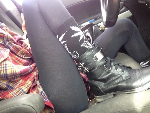 -miranda-ann:  Fuck feeling like shit from last nights drinking & looking like some punk ass bum for the day.