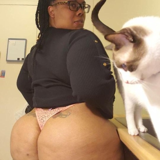 thickdelight123:  Go follow @ luscious_hazelnut_ On Instagram @luscious_hazelnut_Go follow @ luscious_hazelnut_On Instagram @ luscious_hazelnut_