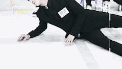 woong-jae:  I assume that this is supposed to be……… a sexy dance? 
