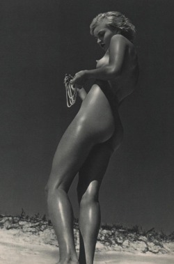 adskikafeteri2:ANDRE DE DIENES - Nude 1950s