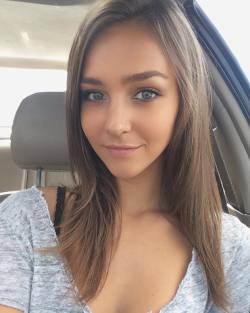 awesomehotwomen:  pretty-babez:  Rachel Cook http://goo.gl/nXMXpg  Beautiful!