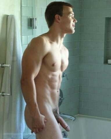 dante-dfw:  biblogdude:  Long thick and full .. I want some bro!!!  - The Bold and