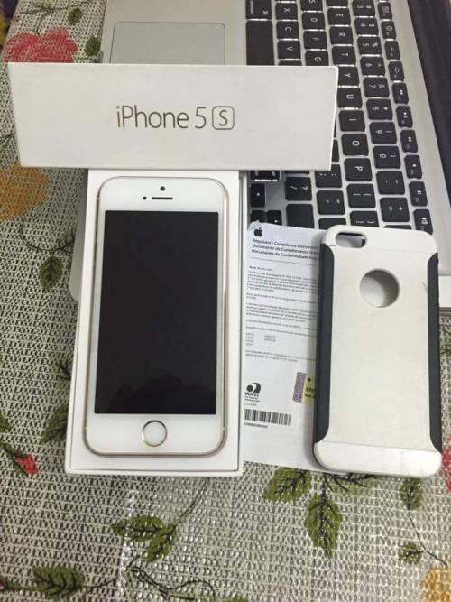 walandrox:  SORTEIO DE UM IPHONE 5SEstou sorteando esse Iphone 5S porque eu comprei o 6S e não quero ficar com esse parado e vou sortear para o pessoal do tumblr, só basta seguir algumas regras.REGRASVocê deve estar me seguindo, irei conferir e caso