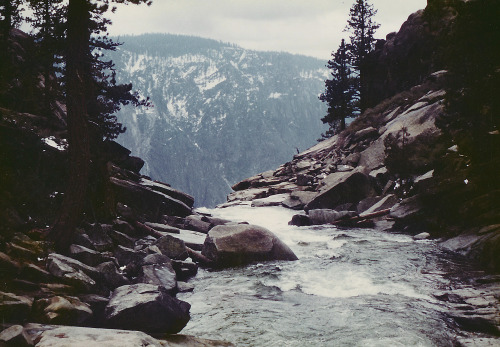 geologicaltravels:1980: Yosemite Falls, in May, almost exactly 40 years ago. I was about to fail my 